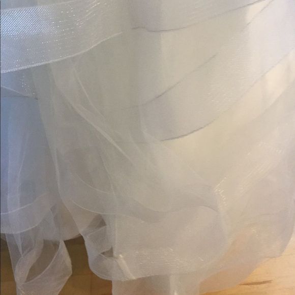 Unique designs from Mathew Christopher 100… - Picture 15 of 17